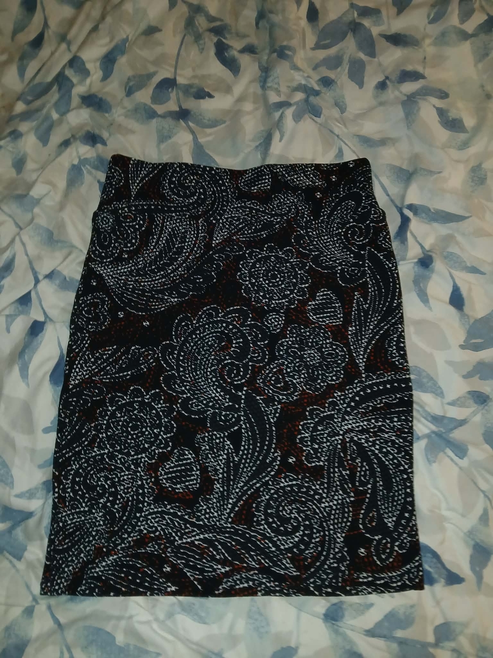 LuLaRoe Black Pencil Skirt with Burgundy/White Paisley Print